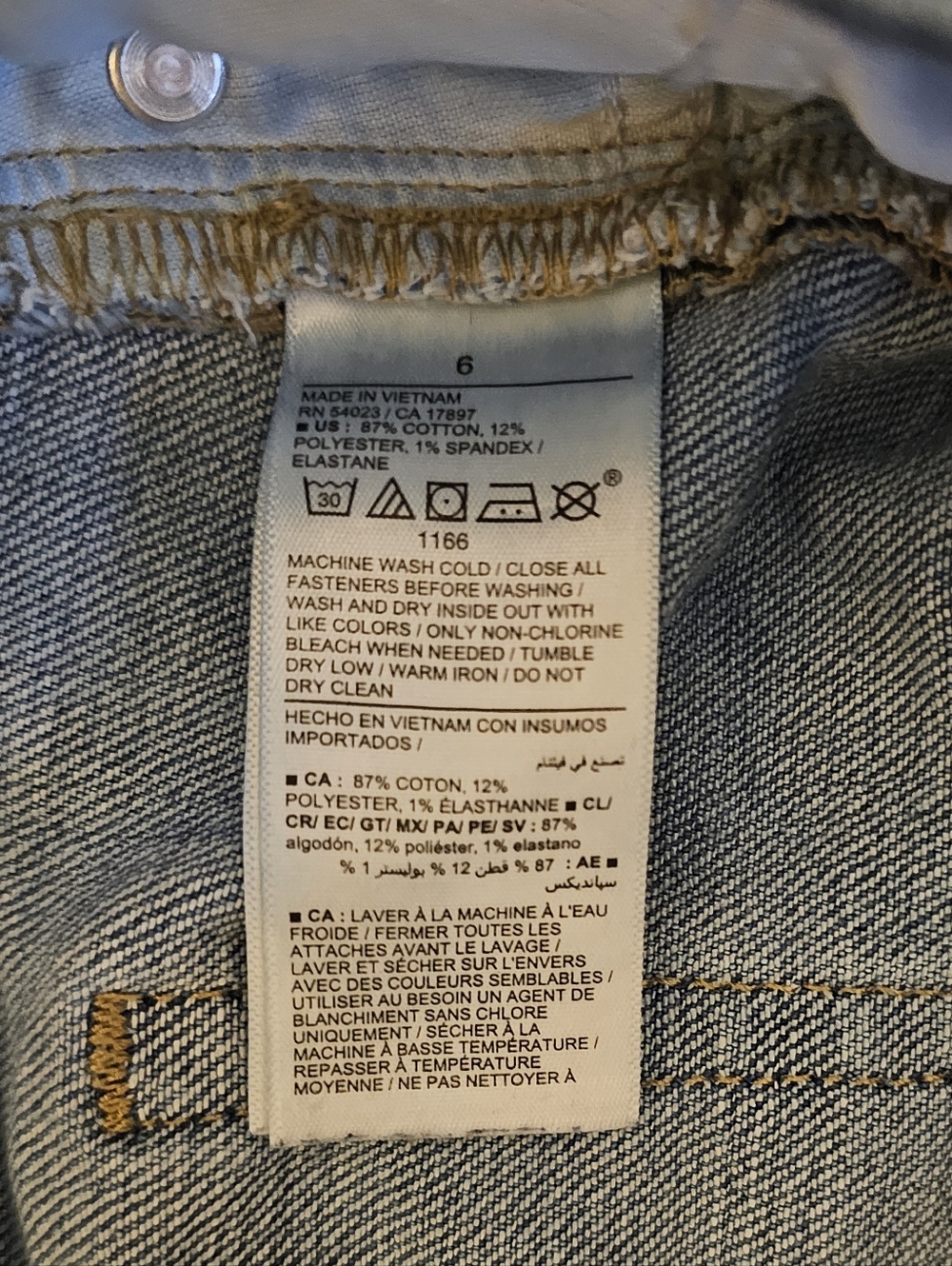 Old Navy OG High-Rise Straight Light Wash Cutoff Denim Shorts Size 6 - Picture 6 of 10